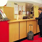Ibis Hotel 2*
