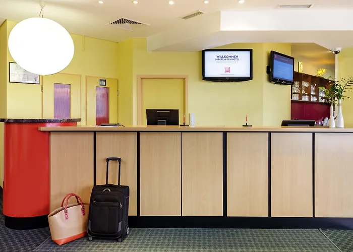 فندق Ibis بادربورن