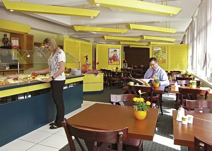 فندق Ibis بادربورن